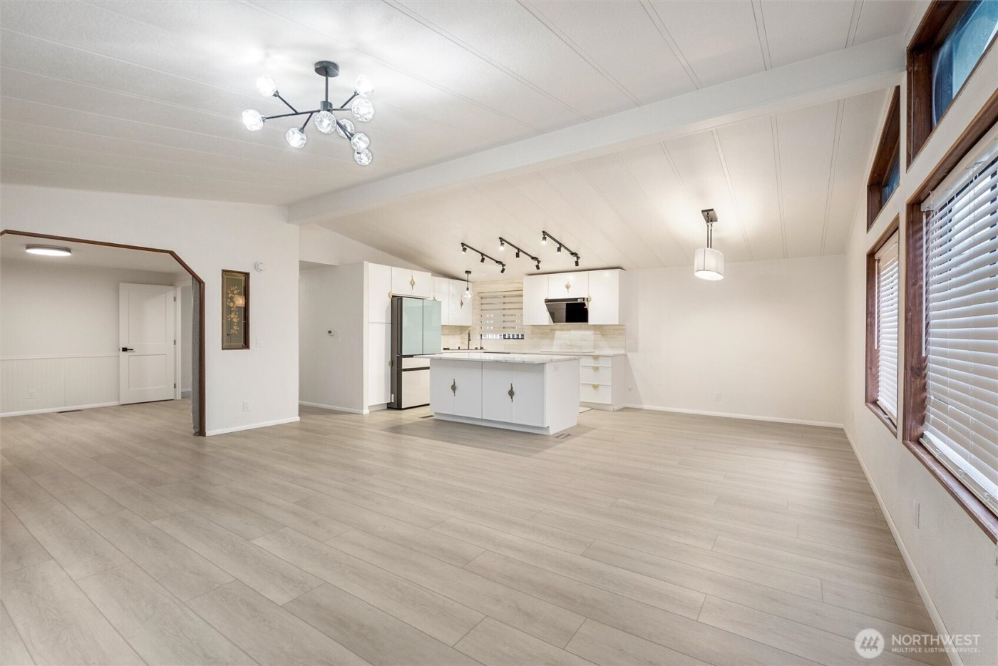 28000 NE 142nd Place #121, Duvall, WA 98019