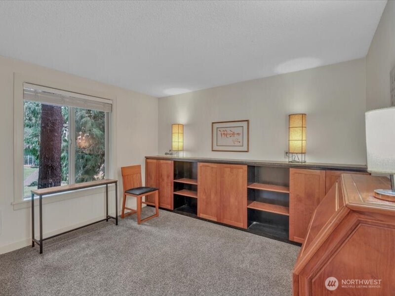 4629 W Lake Sammamish Parkway SE #H206, Issaquah, WA 98027