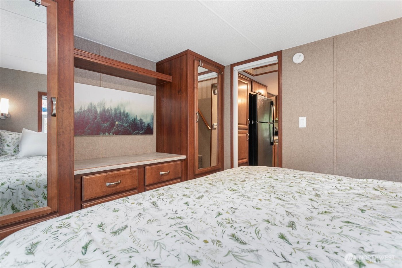 990 S Lake Whatcom Blvd #9, Sedro Woolley, WA 98284