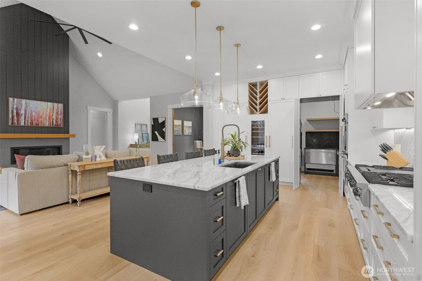 20303 44th Avenue NW, Stanwood, WA 98292