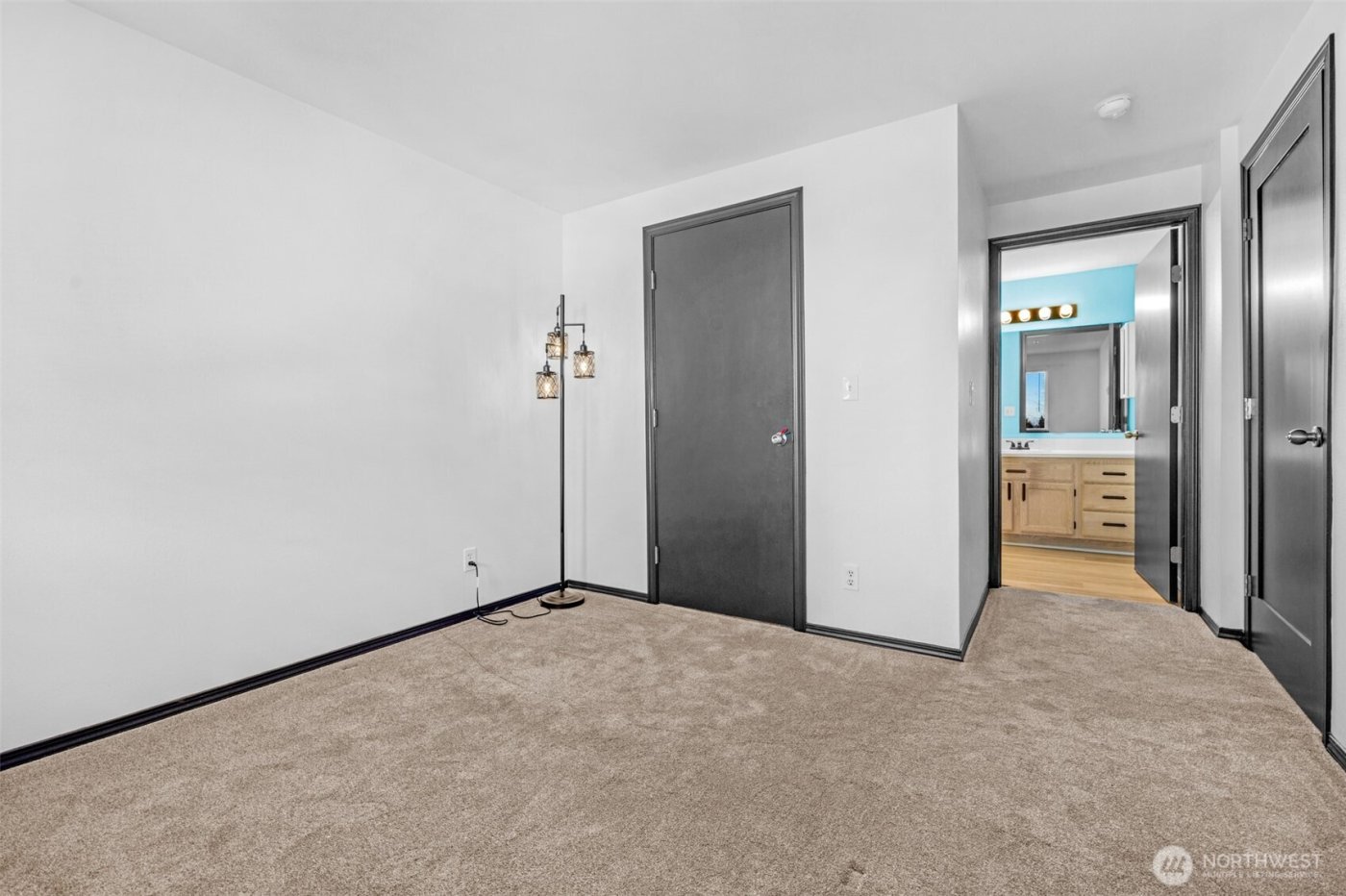 1001 W Casino Road #A303, Everett, WA 98204