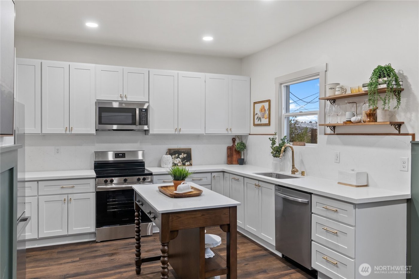 6206 S Warner Street , Tacoma, WA 98409