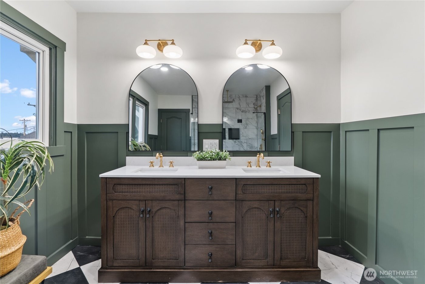 6206 S Warner Street , Tacoma, WA 98409