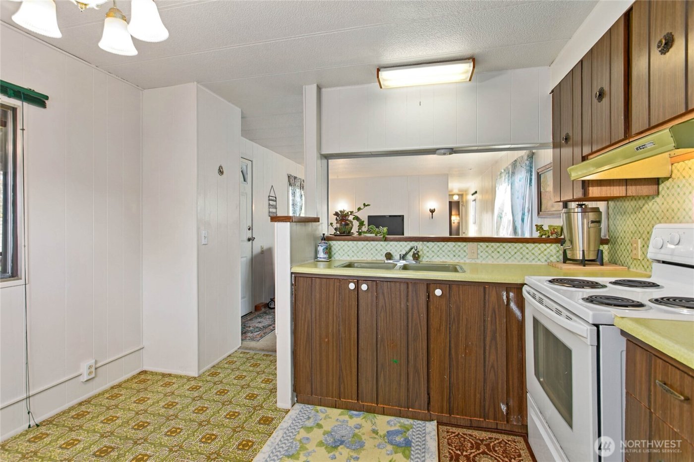 4825 Birch Drive , Blaine, WA 98230