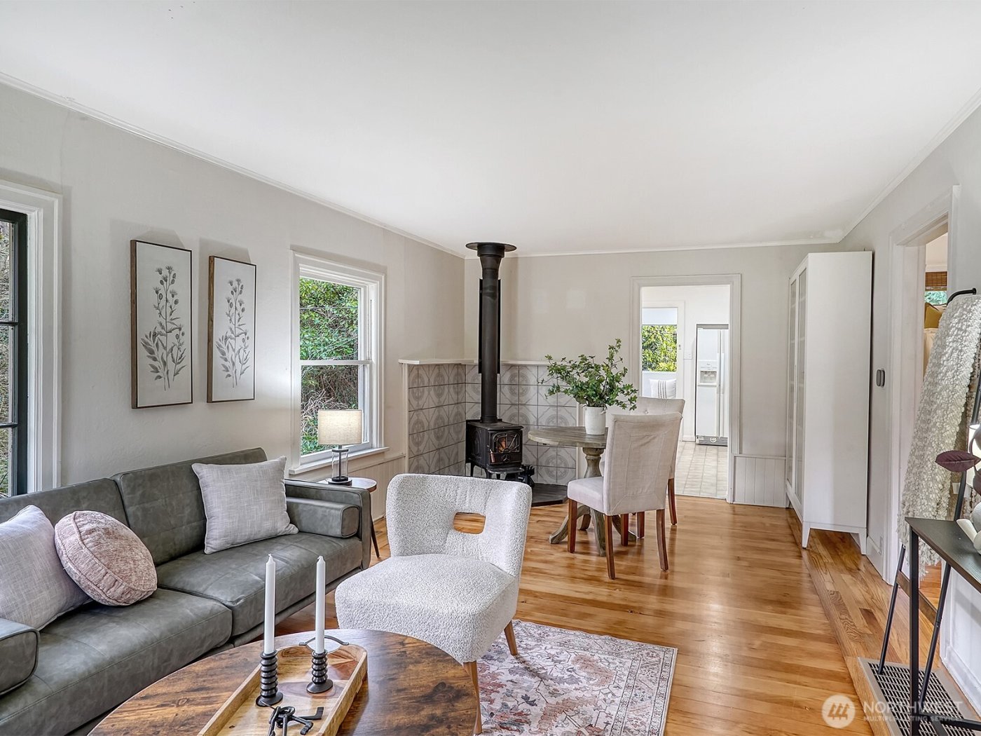 2337 NE 86th Street , Seattle, WA 98115-3317