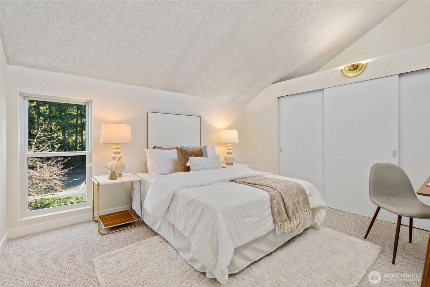 6439 139th Avenue NE #19, Redmond, WA 98052