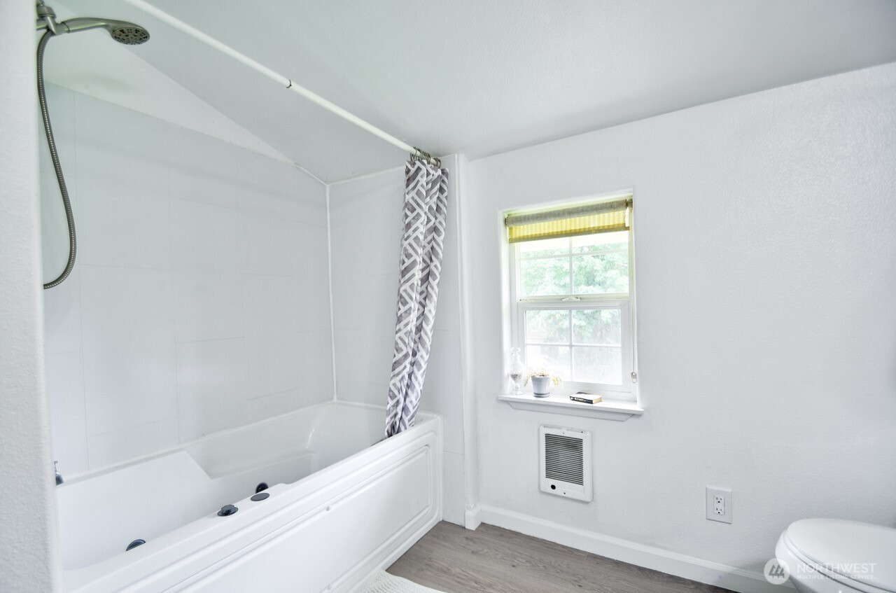 253 Kruger Road #B, Onalaska, WA 98570