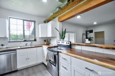 253 Kruger Road #B, Onalaska, WA 98570 - Photo 3