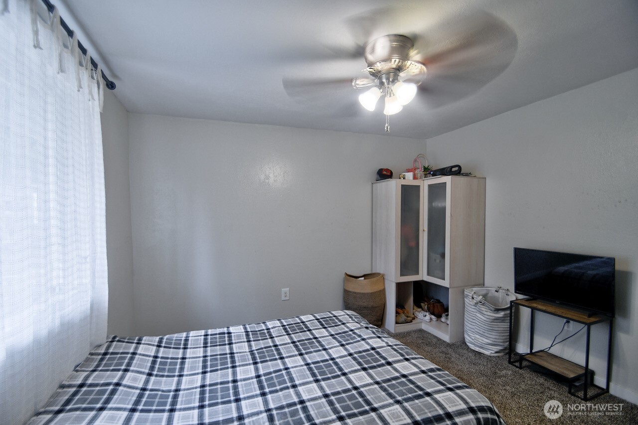 253 Kruger Road #B, Onalaska, WA 98570