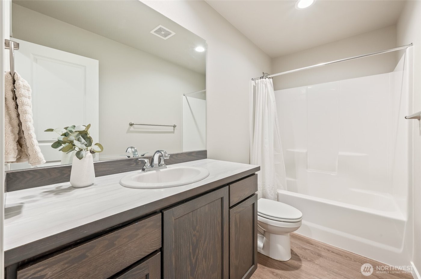 2205 SE Marlette Road , East Wenatchee, WA 98802