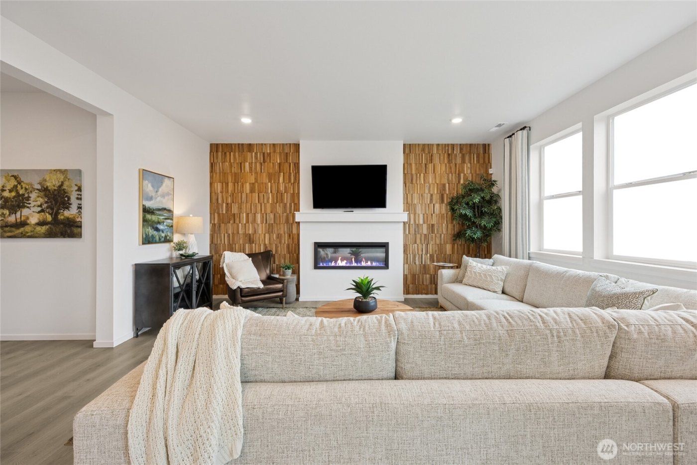 12806 8th Avenue E #2, Tacoma, WA 98445