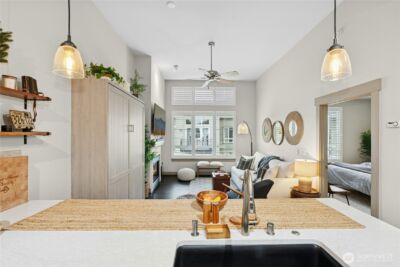 1840 25th Avenue NE #411, Issaquah, WA 98029 - Photo 4