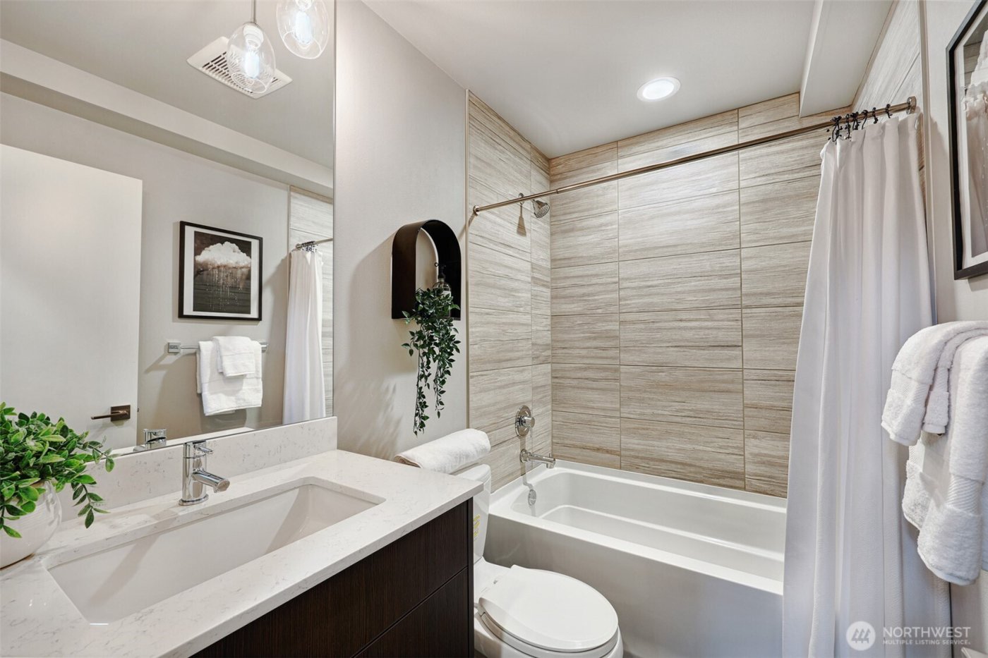 3660 Courtland Place S, Seattle, WA 98144