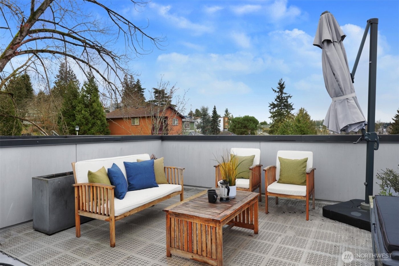 3660 Courtland Place S, Seattle, WA 98144