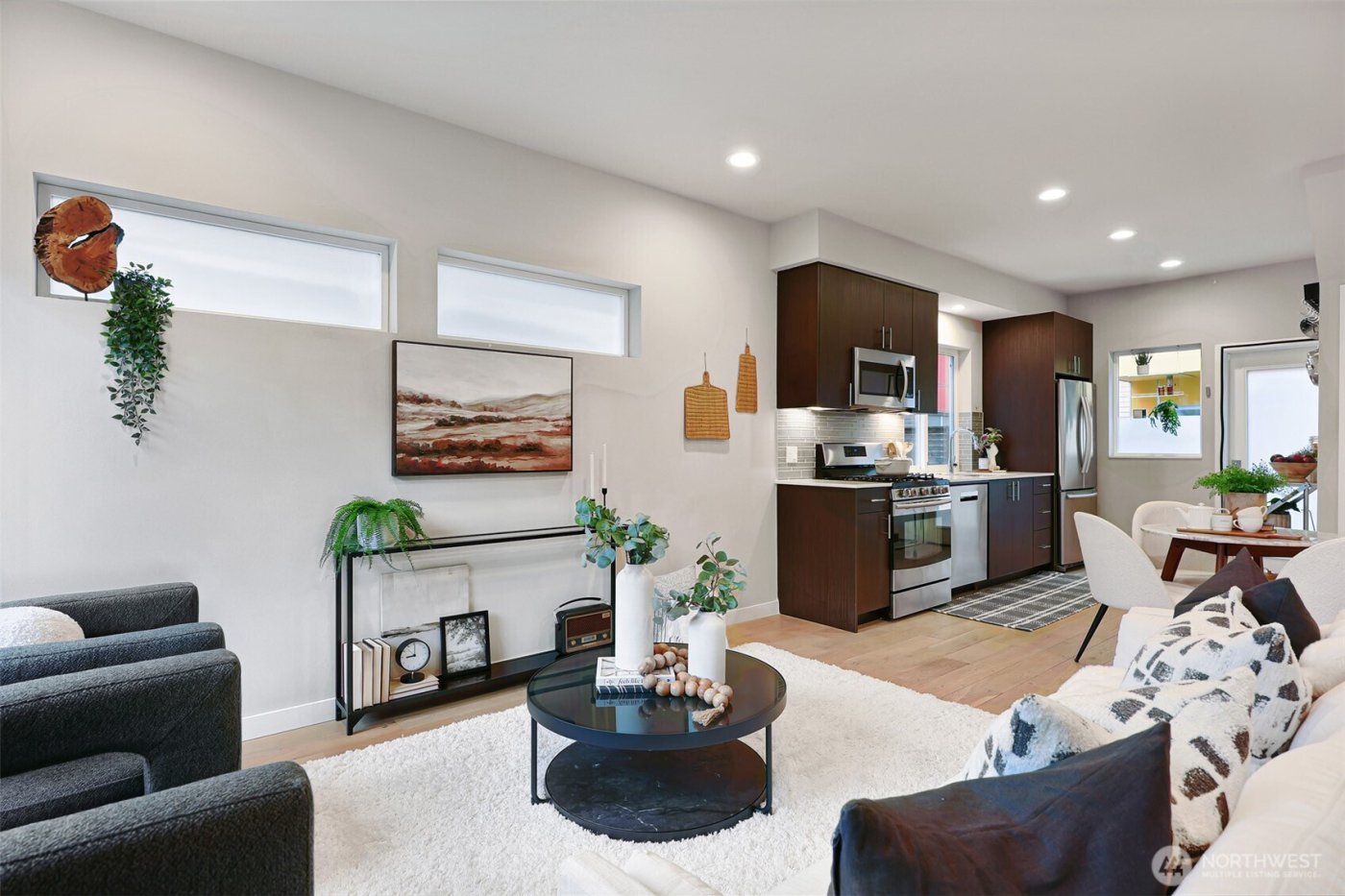 3660 Courtland Place S, Seattle, WA 98144