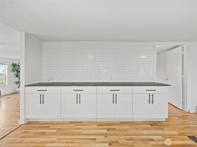 11040 14th Avenue SW, Seattle, WA 98146 - Photo 14