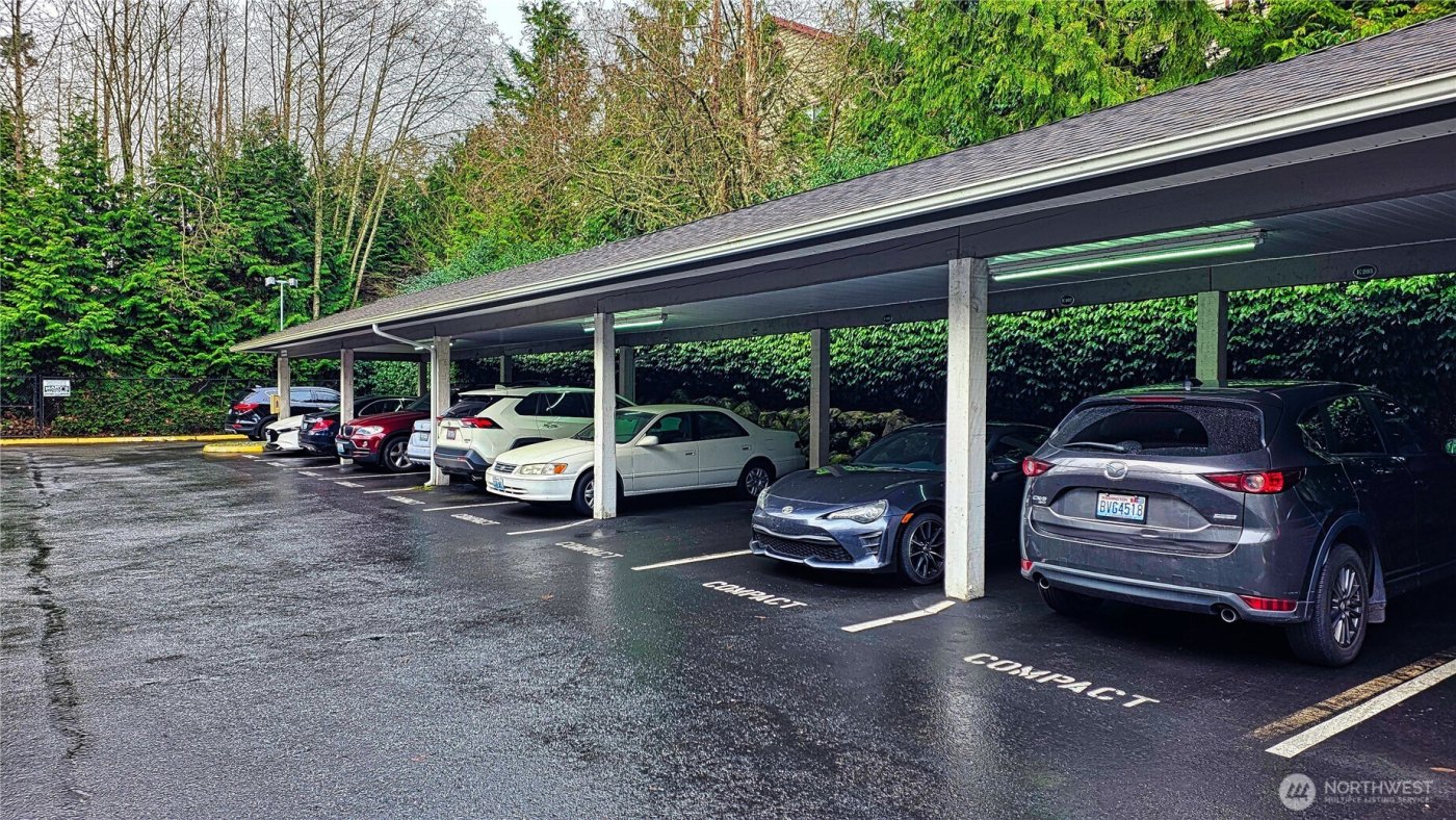 12712 Admiralty Way #E-103, Everett, WA 98204-8020