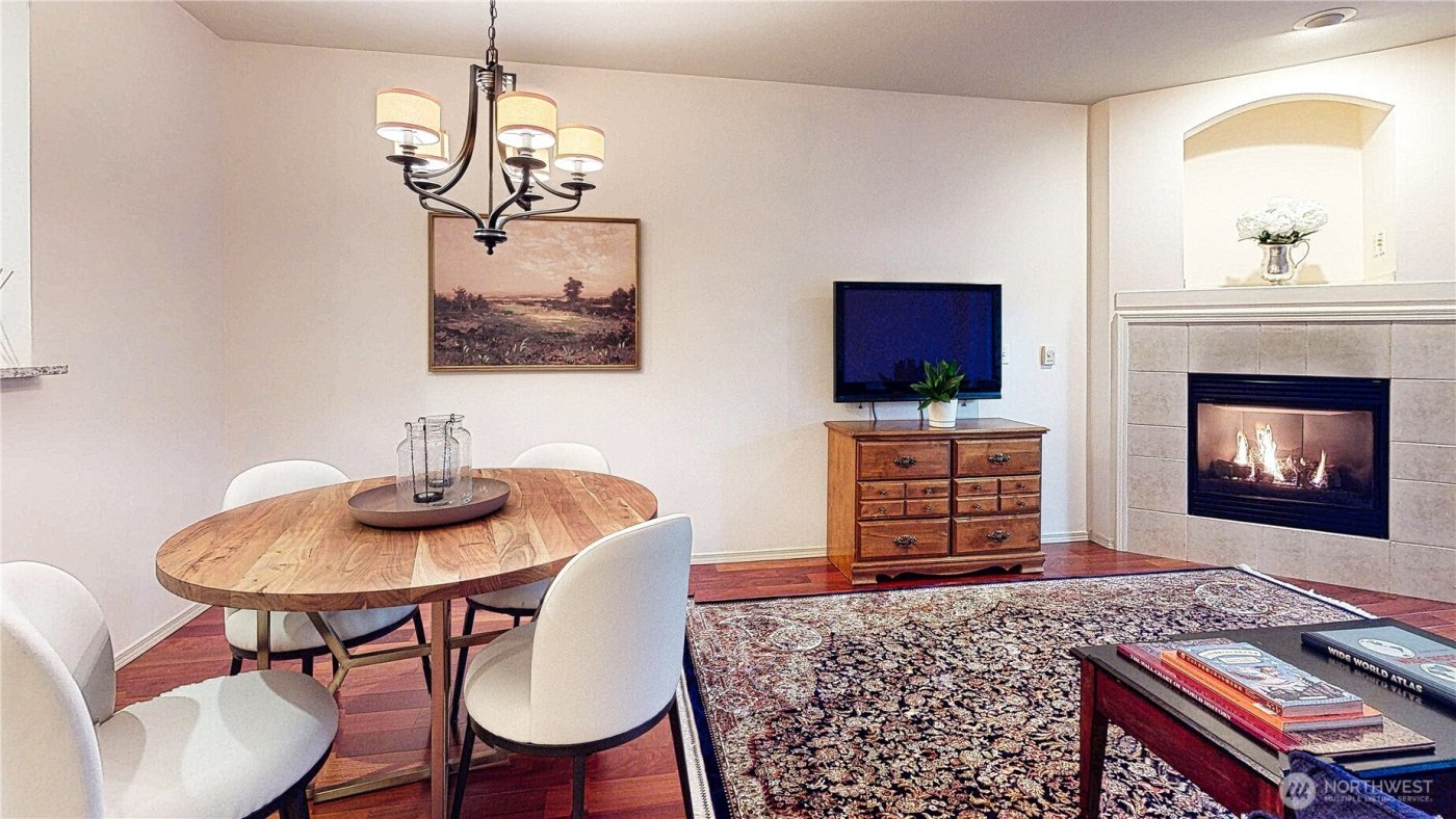 12712 Admiralty Way #E-103, Everett, WA 98204-8020