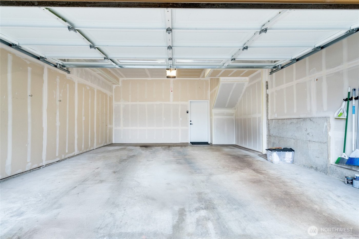 992 Sunrise Place SW #N1, Issaquah, WA 98027