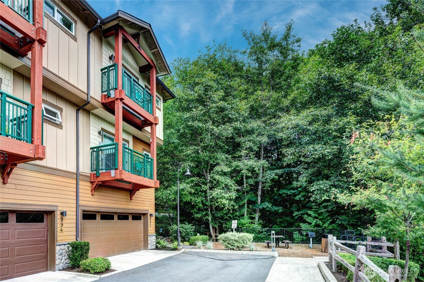 992 Sunrise Place SW #N1, Issaquah, WA 98027