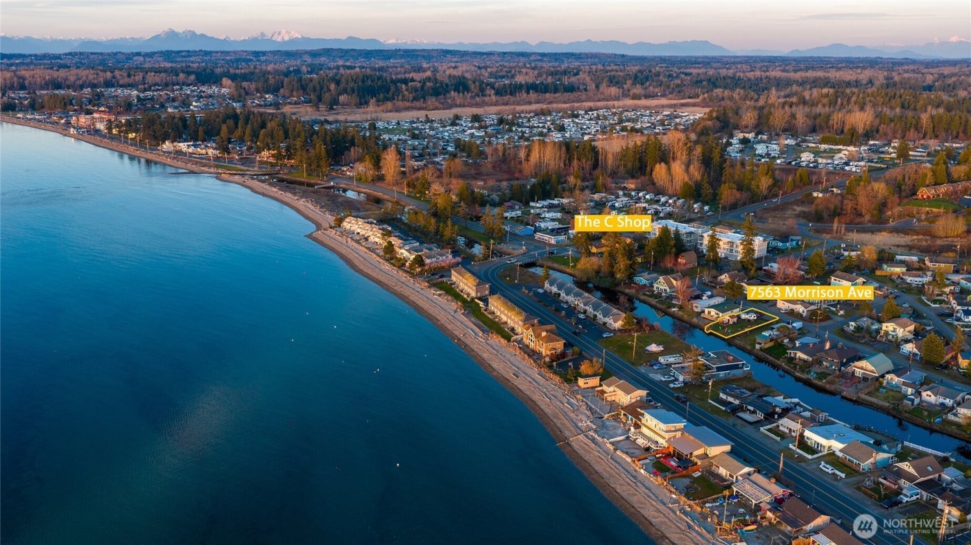 7563 Morrison Avenue , Blaine, WA 98230
