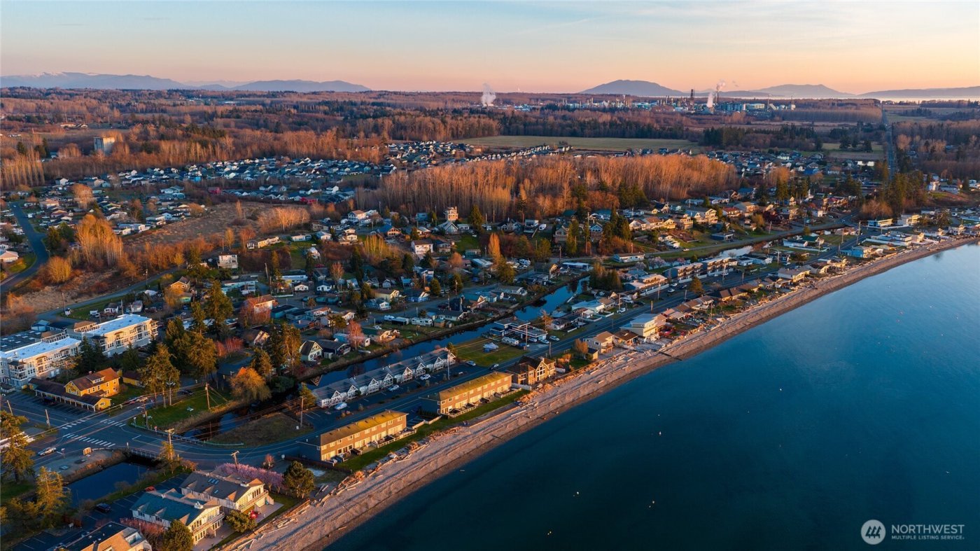 7563 Morrison Avenue , Blaine, WA 98230