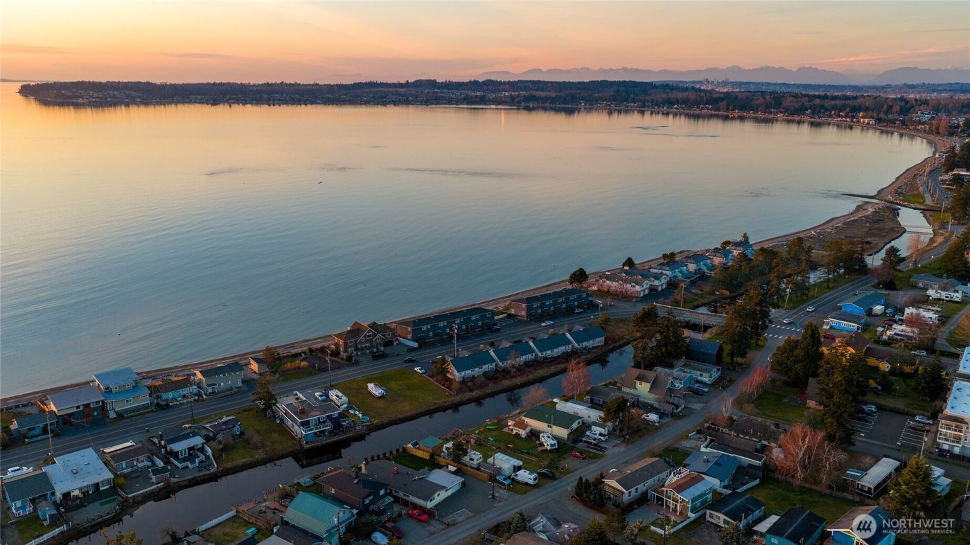 7563 Morrison Avenue , Blaine, WA 98230