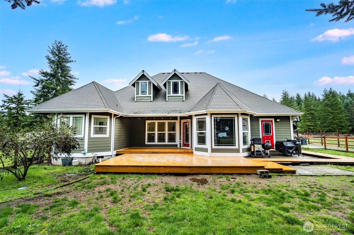 36612 2nd Avenue S, Roy, WA 98580