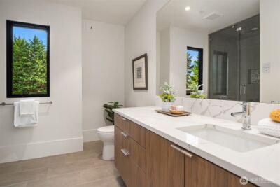 1032 89th Avenue NE, Bellevue, WA 98004 - Photo 24