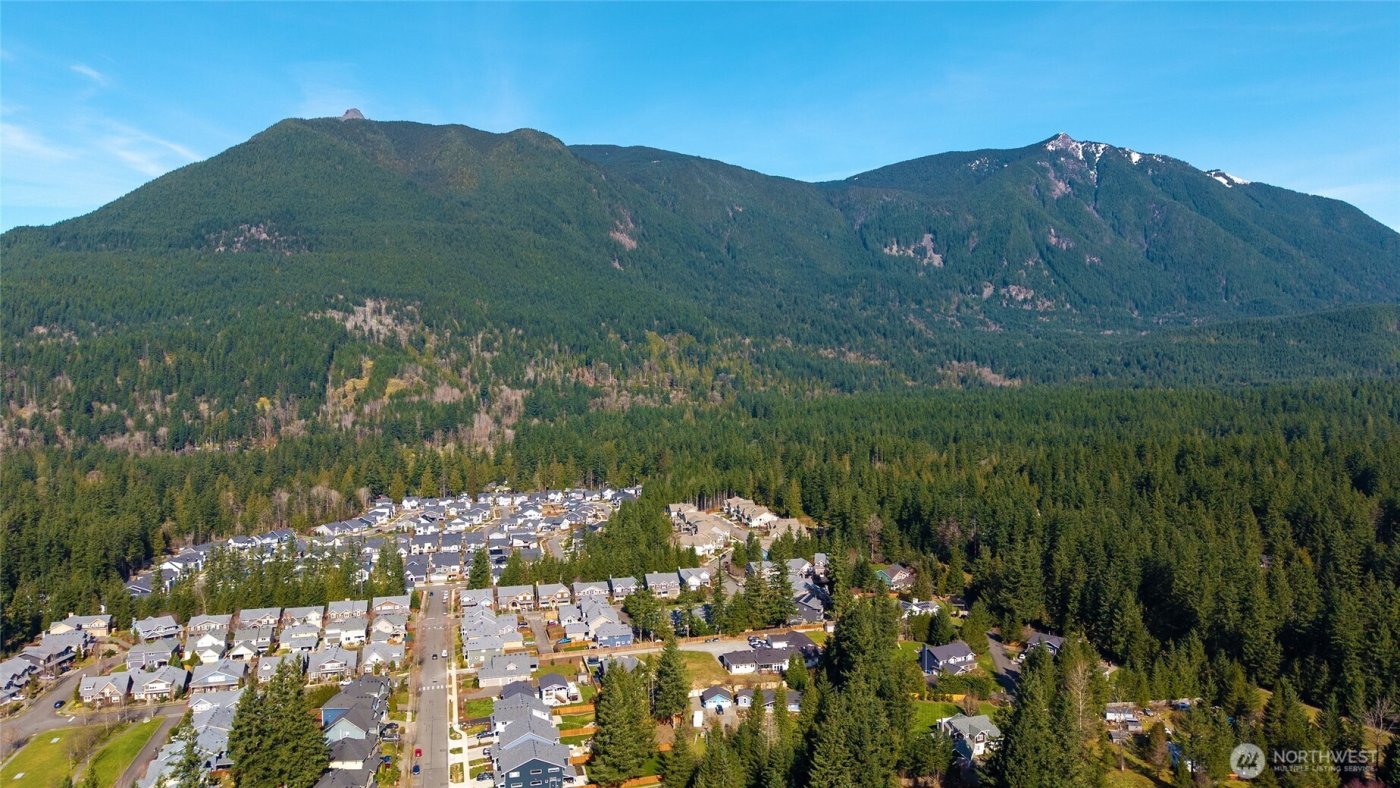 1795 Tannerwood Way SE, North Bend, WA 98045