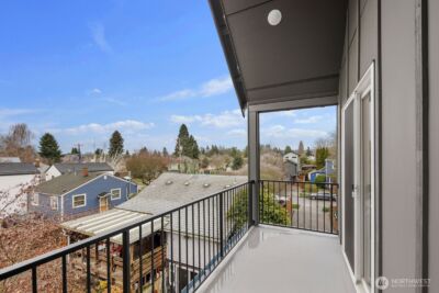 806 C S Rose Street , Seattle, WA 98108 - Photo 18