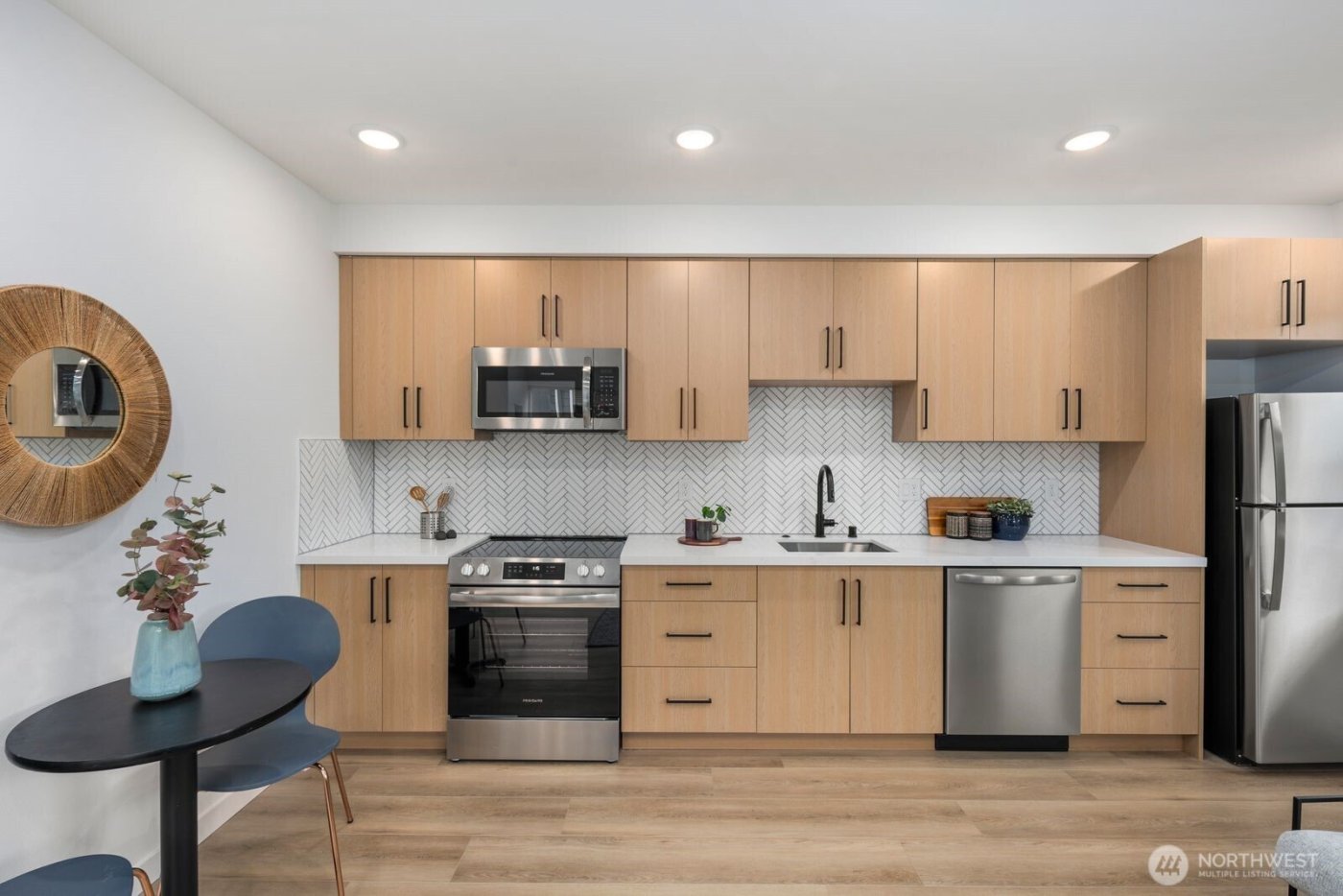 806 C S Rose Street , Seattle, WA 98108