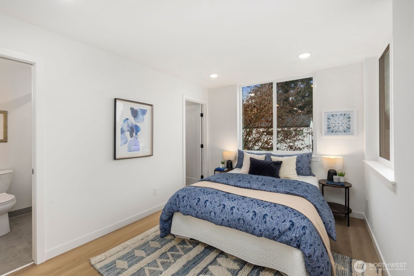 806 C S Rose Street , Seattle, WA 98108