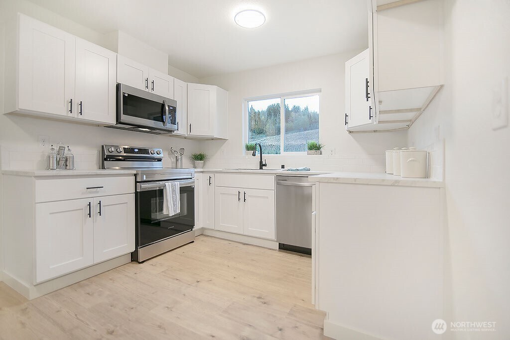 251 Swofford Road , Mossyrock, WA 98564