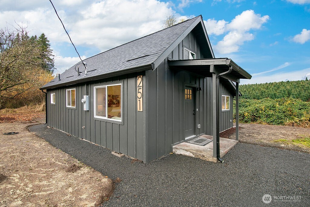 251 Swofford Road , Mossyrock, WA 98564