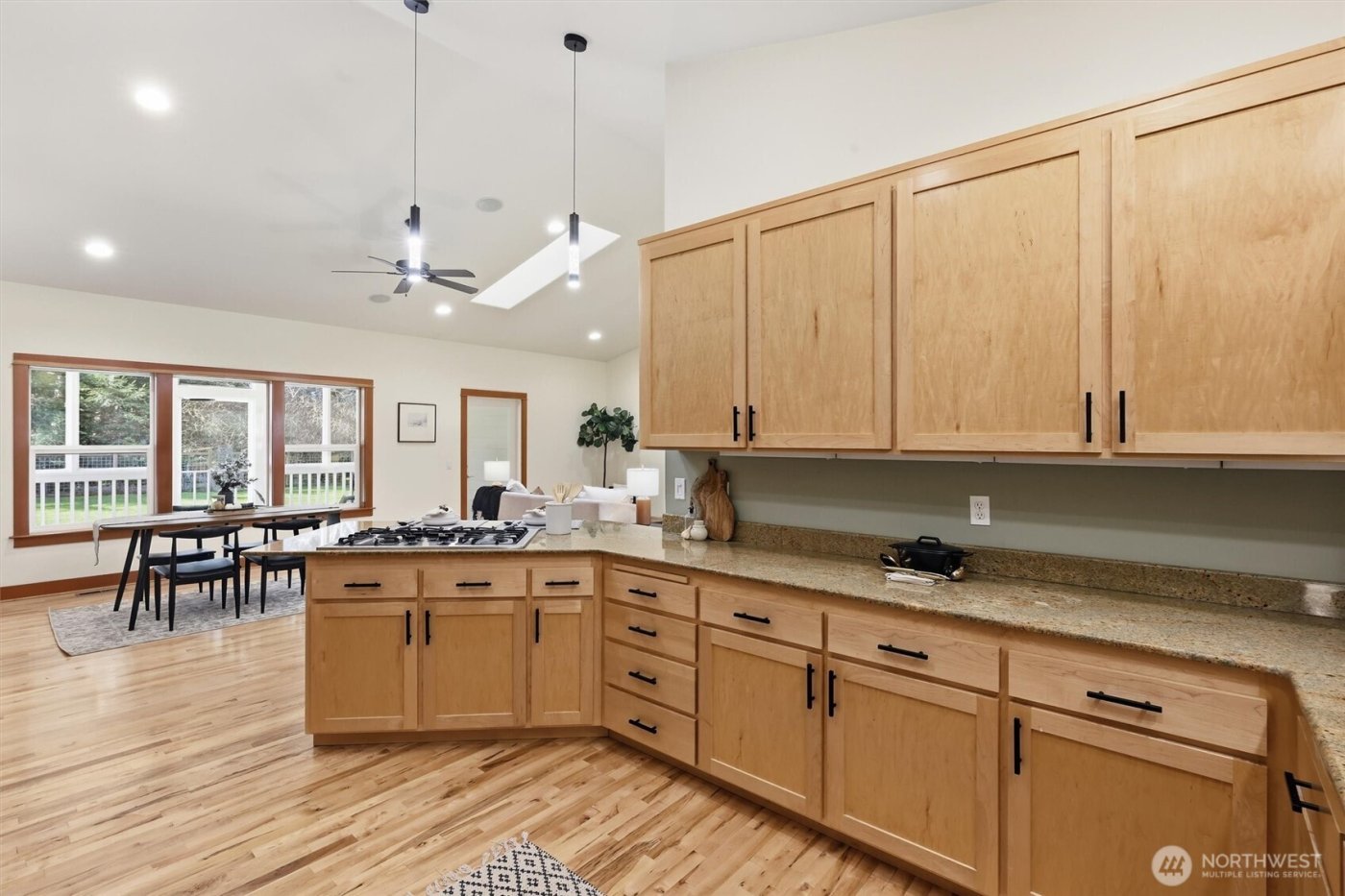 2110 NE Parker Road , Coupeville, WA 98239