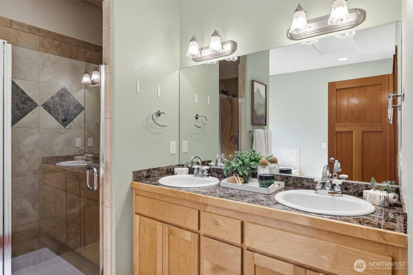 2110 NE Parker Road , Coupeville, WA 98239