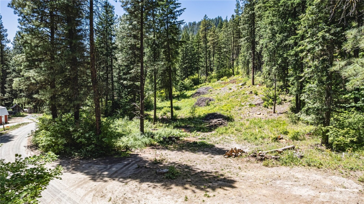 16757 Second Creek Road , Leavenworth, WA 98826