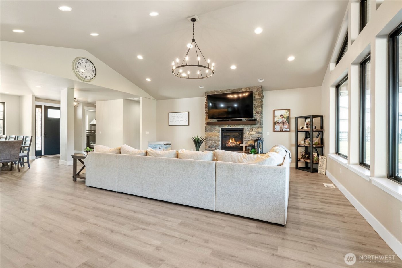 57 Middle Satsop Road , Montesano, WA 98563