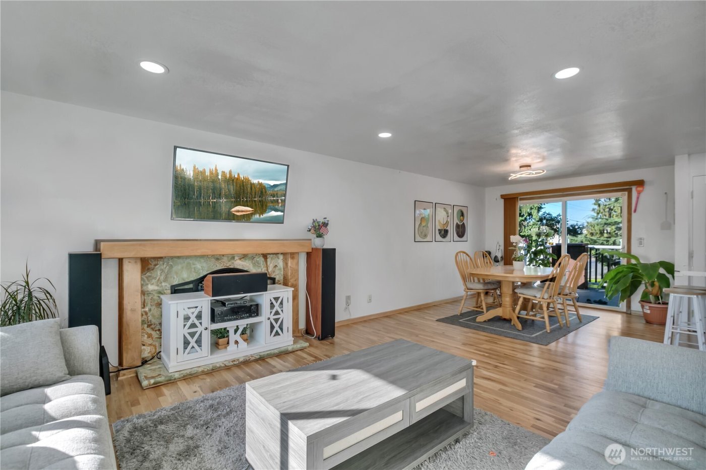 3302 Centennial Way NE, Tacoma, WA 98422-3006