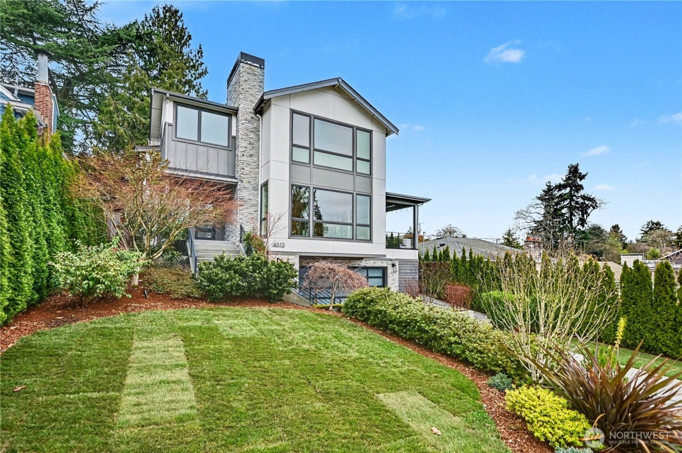 4615 52nd Avenue S, Seattle, WA 98118