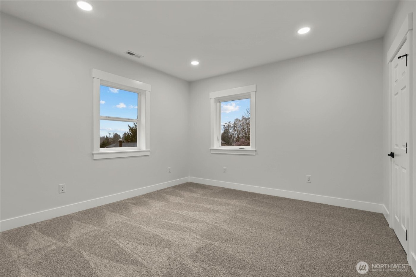 831 N Lawrence Street , Tacoma, WA 98406