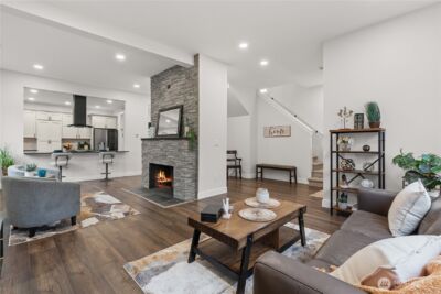831 N Lawrence Street , Tacoma, WA 98406 - Photo 2