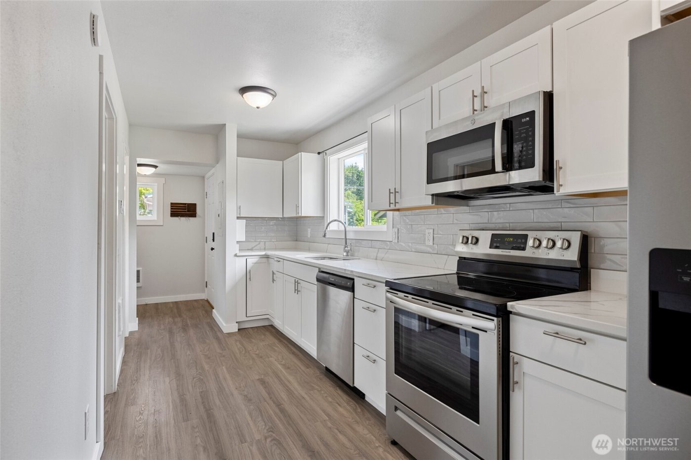 8471 Golden Valley Drive , Maple Falls, WA 98266