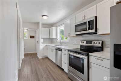 8471 Golden Valley Drive , Maple Falls, WA 98266 - Photo 11