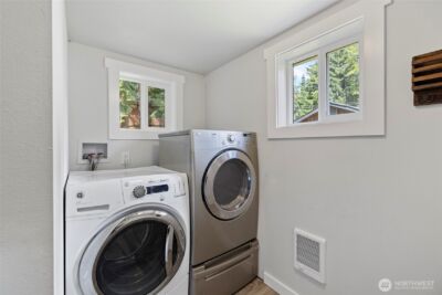 8471 Golden Valley Drive , Maple Falls, WA 98266 - Photo 20