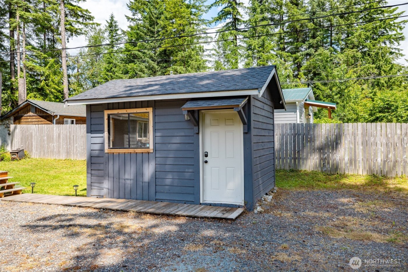 8471 Golden Valley Drive , Maple Falls, WA 98266