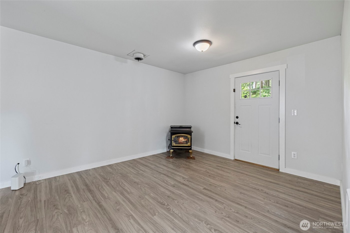 8471 Golden Valley Drive , Maple Falls, WA 98266