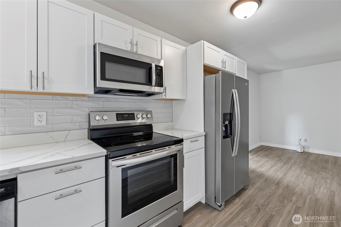 8471 Golden Valley Drive , Maple Falls, WA 98266