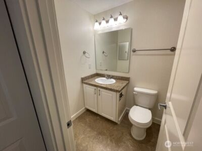 412 Center Road #D5, Everett, WA 98204 - Photo 21